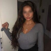 Magnifique brune de 20 ans cherche fuckfriend à Montpellier